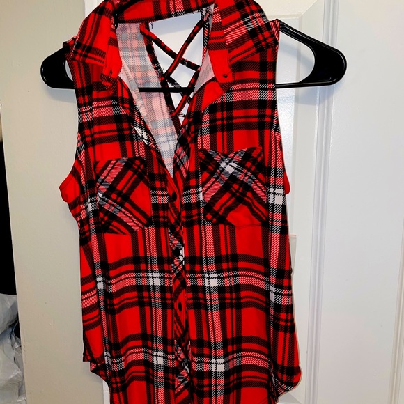 Flannel Pattern Tank - Picture 1 of 3